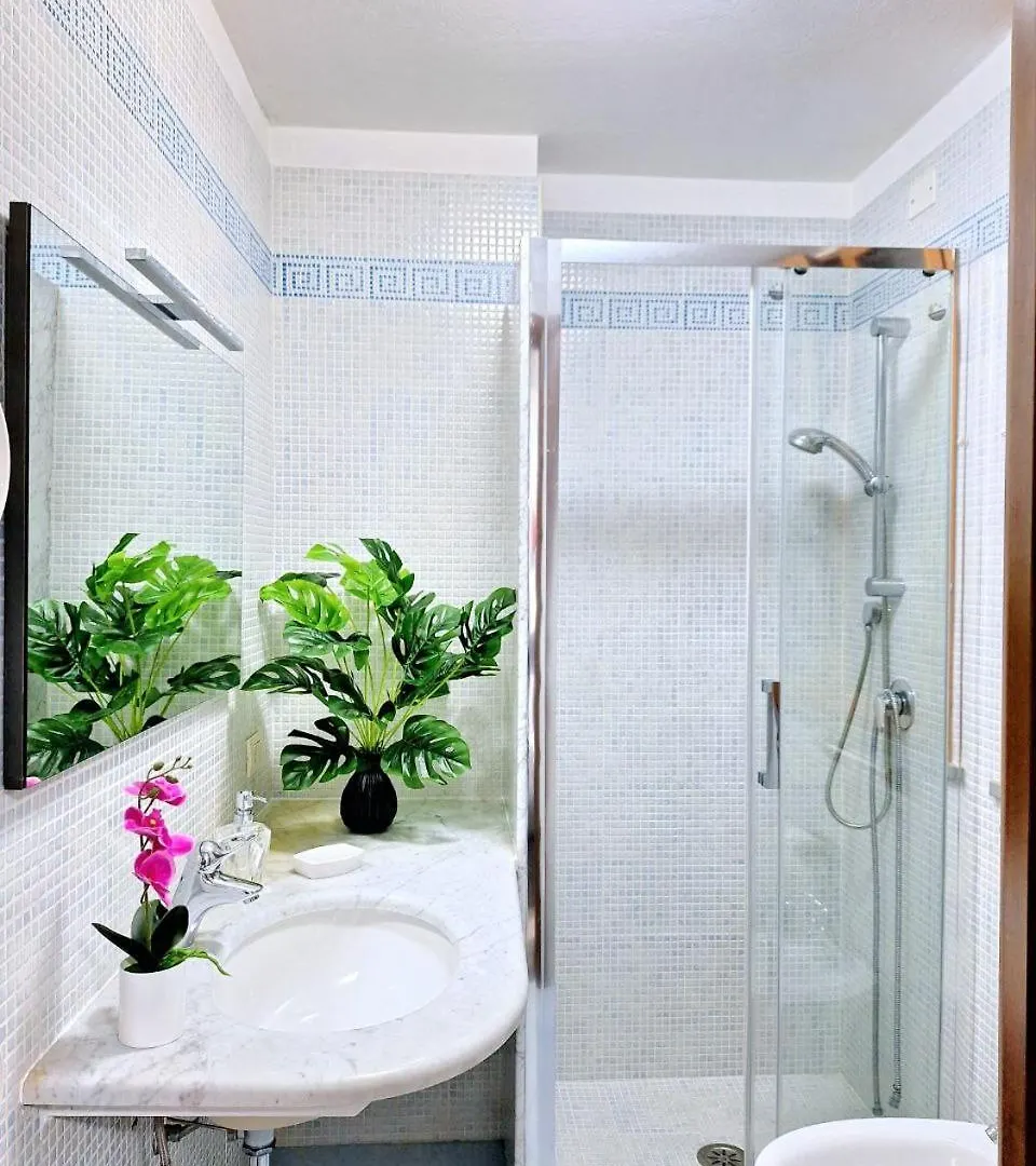 Guest house Black & White Cagliari Italy